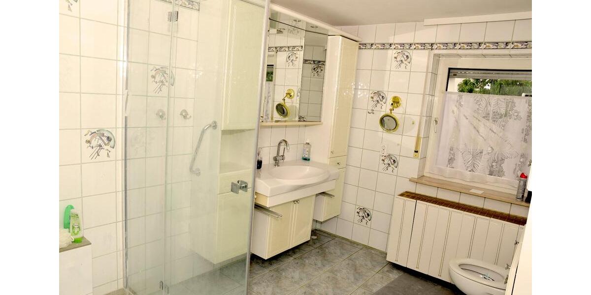 Erdgeschoßwohnung Oberasbach - 3.5 Zimmer, 120 m&sup2;, 1.499&euro; | Angebot:26676110