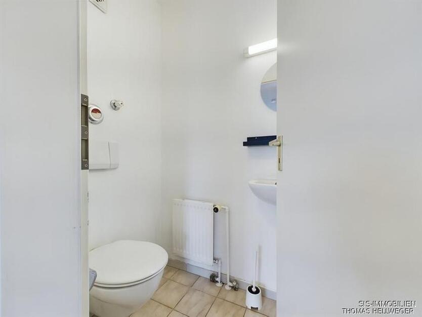 gepflegte 2-Zimmer-Wohnung mit Balkon & EBK – sofort bezugsfrei zimmer