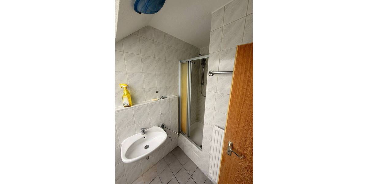 Etagenwohnung Fürth Poppenreuth - 3 Zimmer, 94 m&sup2;, 1.100&euro; | Angebot:26851114
