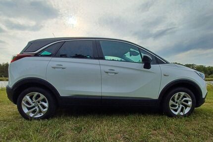 Opel Crossland (X) 96.500 km 9.950 &euro; Erlangen 91054