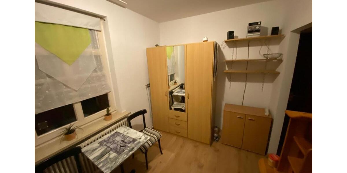 Etagenwohnung Nürnberg Erlenstegen - 1 Zimmer, 22 m&sup2;, 400&euro; | Angebot:25408112