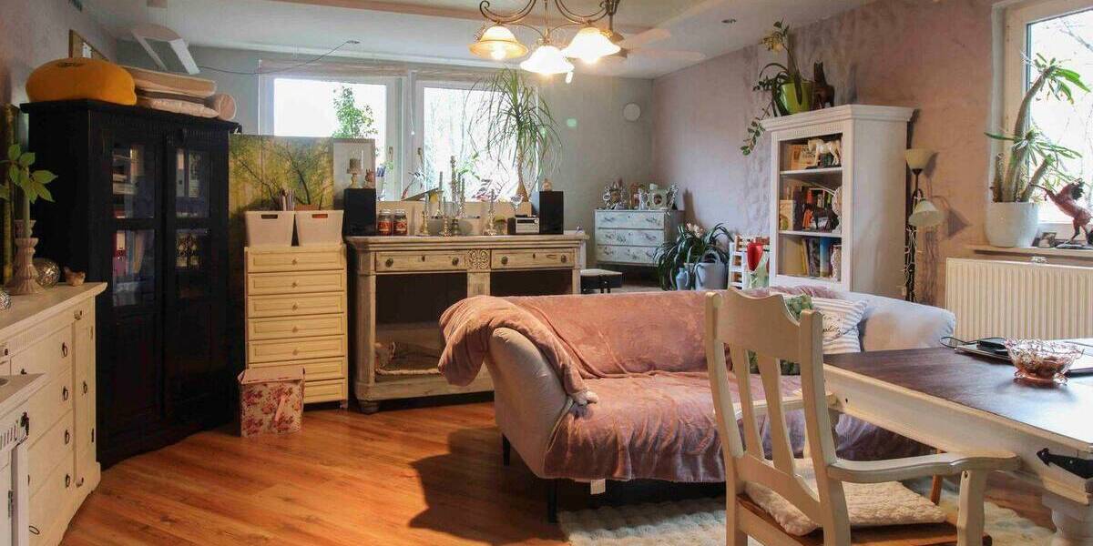Mehrfamilienhaus, Wohnhaus Fürth Unterfarrnbach - 7 Zimmer, 230 m&sup2;, 528.000&euro; | Angebot:26391494