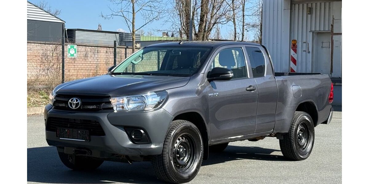 Toyota Hilux 267.500 km 19.040 &euro; Nürnberg 90441