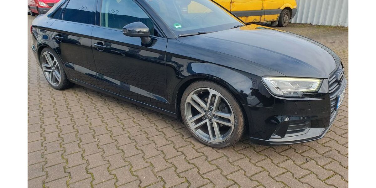 Audi A3 94.000 km 20.490 &euro; Nürnberg 90431