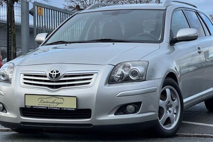 Toyota Avensis 121.000 km 5.900 &euro; Fürth 90763