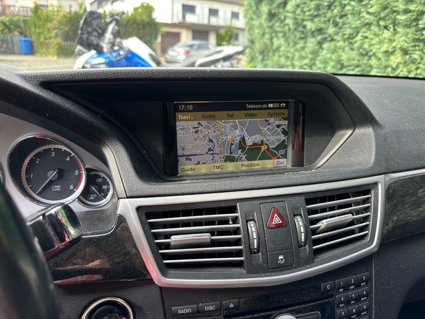 Mercedes-Benz E 300 255.000 km 8.500 € Nürnberg 90403