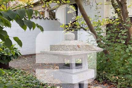 Haus zum Kaufen in Erlangen 890.000 € 155 m² 7 zimmer