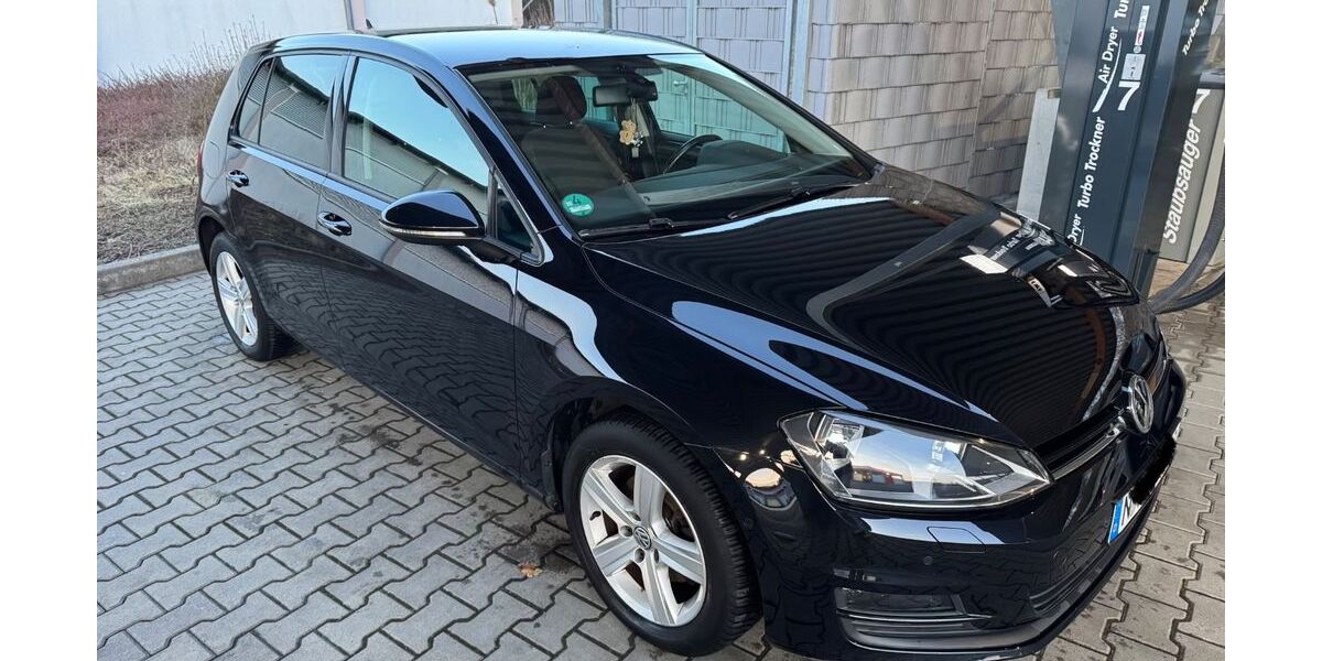 VW Golf 73.500 km 9.750 &euro; Nürnberg 90482