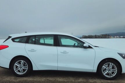 Ford Focus 71.000 km 18.000 &euro; Nürnberg 90473