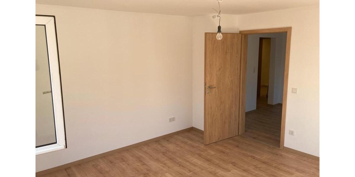 Etagenwohnung Roth - 2 Zimmer, 60 m&sup2;, 720&euro; | Angebot:25291032