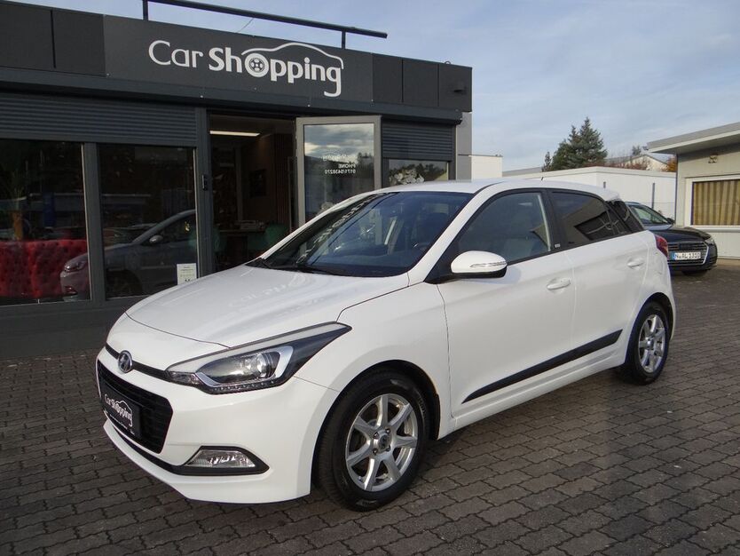 Hyundai i20 89.990 km 9.280 € Roth 91154