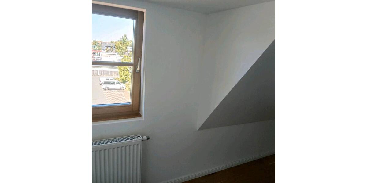 Dachgeschoßwohnung Zirndorf - 2.5 Zimmer, 55 m&sup2;, 1.000&euro; | Angebot:26484009