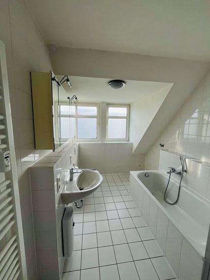 Gewerbeobjekt Oberasbach Altenberg - 4 Zimmer, 118 m&sup2;, 1.350&euro; | Angebot:24990228