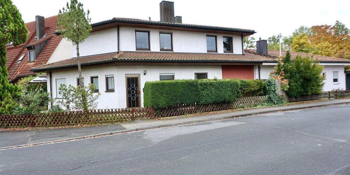 Charmante Wohnung mit Garten in Alterlangen - Renovierungsprojekt mit Potenzial! 3 zimmer
