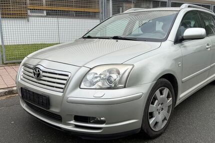 Toyota Avensis 235.000 km 1.400 &euro; Feucht 90537