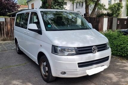 VW T5 Transporter 195.000 km 7.900 &euro; Fürth 90762