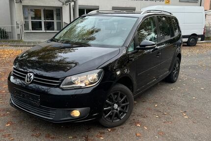 VW Touran 146.000 km 4.900 € Nürnberg 90439