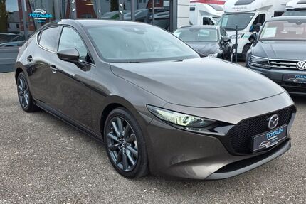 Mazda 3 33.101 km 20.980 € Fürth 90763