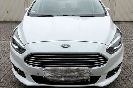 Ford S-Max 192.000 km 11.800 &euro; Nürnberg 90453