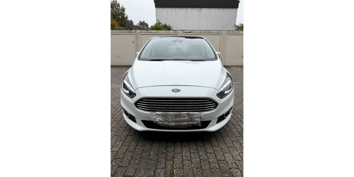 Ford S-Max 194.000 km 11.300 &euro; Nürnberg 90453