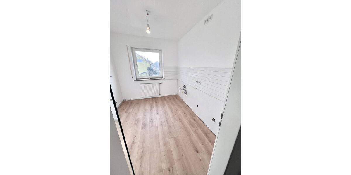 Etagenwohnung Fürth Stadeln - 3 Zimmer, 78 m&sup2;, 1.100&euro; | Angebot:26217984