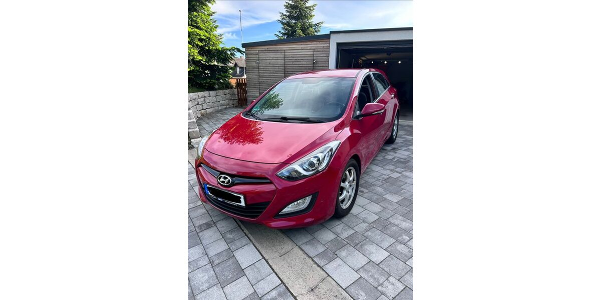 Hyundai i30 115.000 km 7.490 &euro; Rohr 91189
