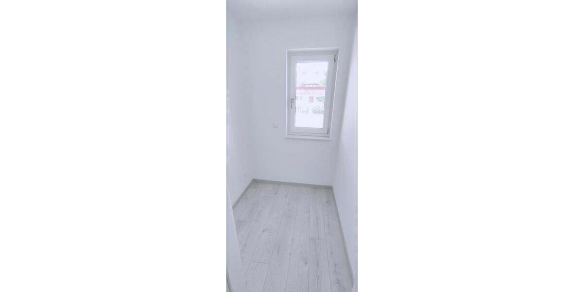 Nürnberg Großgründlach 2-Zimmer-NB-Whg mit Balkon & Stellplatz 2 zimmer