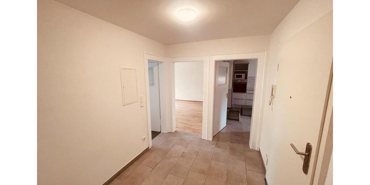 Etagenwohnung Nürnberg Schnepfenreuth - 3 Zimmer, 75 m&sup2;, 1.450&euro; | Angebot:26368921