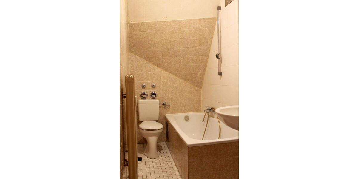 Etagenwohnung Erlangen Innenstadt - 3 Zimmer, 87 m&sup2;, 377.000&euro; | Angebot:25819677
