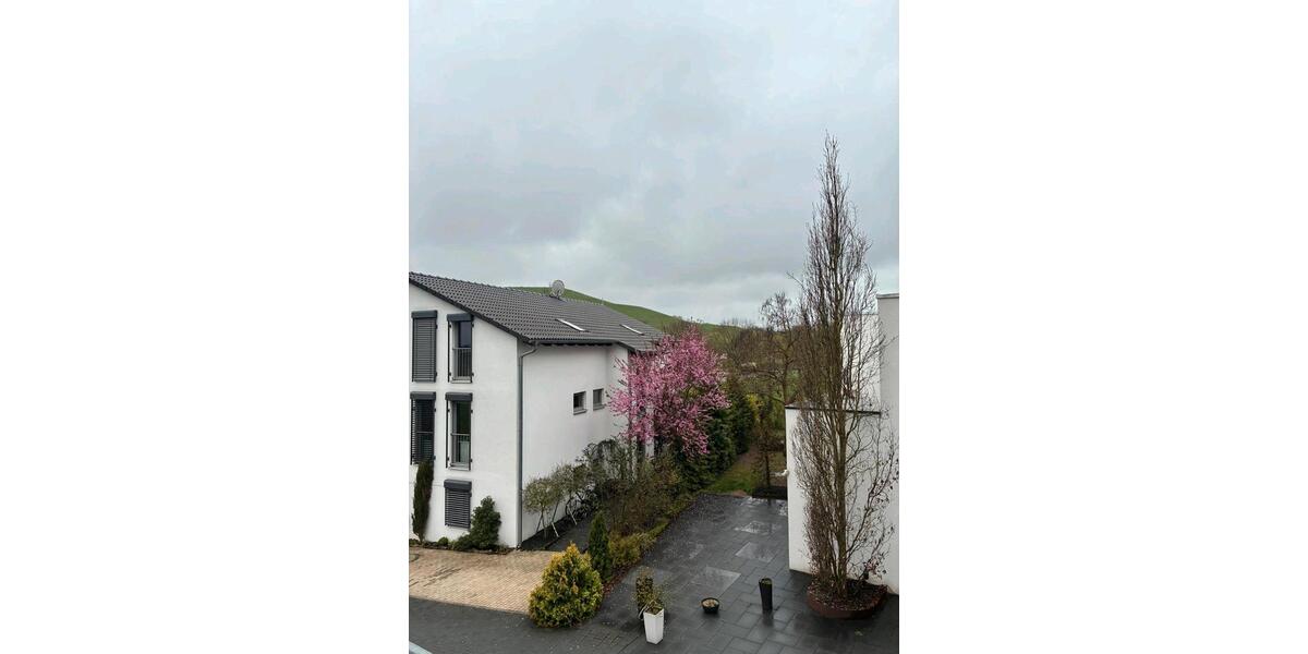 Dachgeschoßwohnung Fürth Atzenhof - 1 Zimmer, 52 m&sup2;, 670&euro; | Angebot:26689355