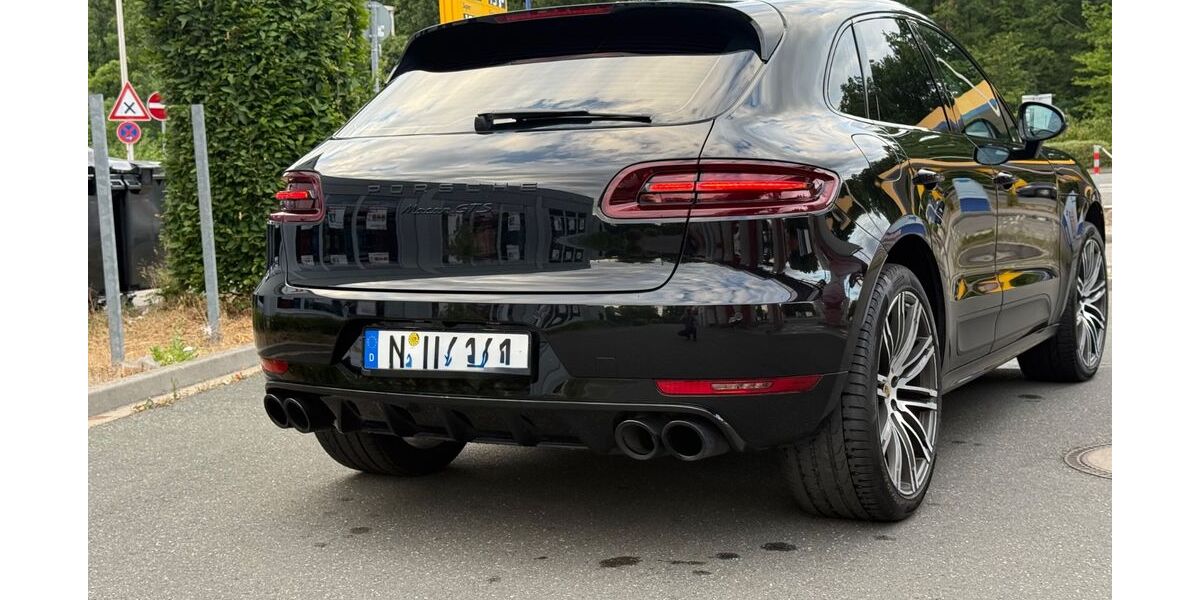 Porsche Macan 109.850 km 43.875 &euro; Nürnberg 90461