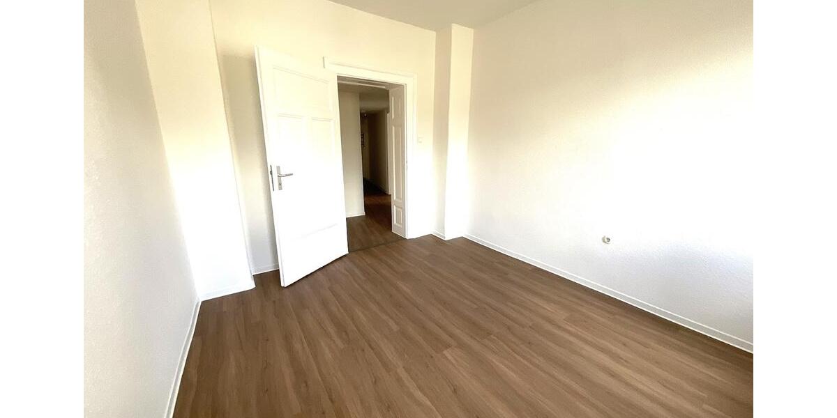 Etagenwohnung Nürnberg Hasenbuck - 4 Zimmer, 84 m&sup2;, 834&euro; | Angebot:26409615