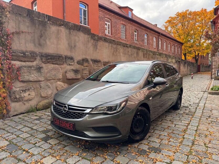 Opel Astra 215.000 km 2.999 € Haag 91126