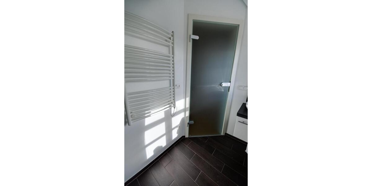 Charmante DG-Maisonette-Wohnung mit exkl. Ausstattung in Bruck 2.5 zimmer