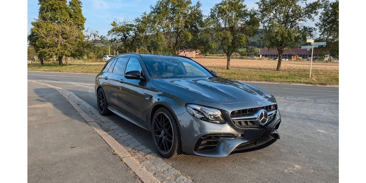 Mercedes-Benz E 63 AMG 117.500 km 43.900 &euro; Hetzles 91077
