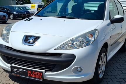 Peugeot 206 43.900 km 4.990 &euro; Eckental 90542