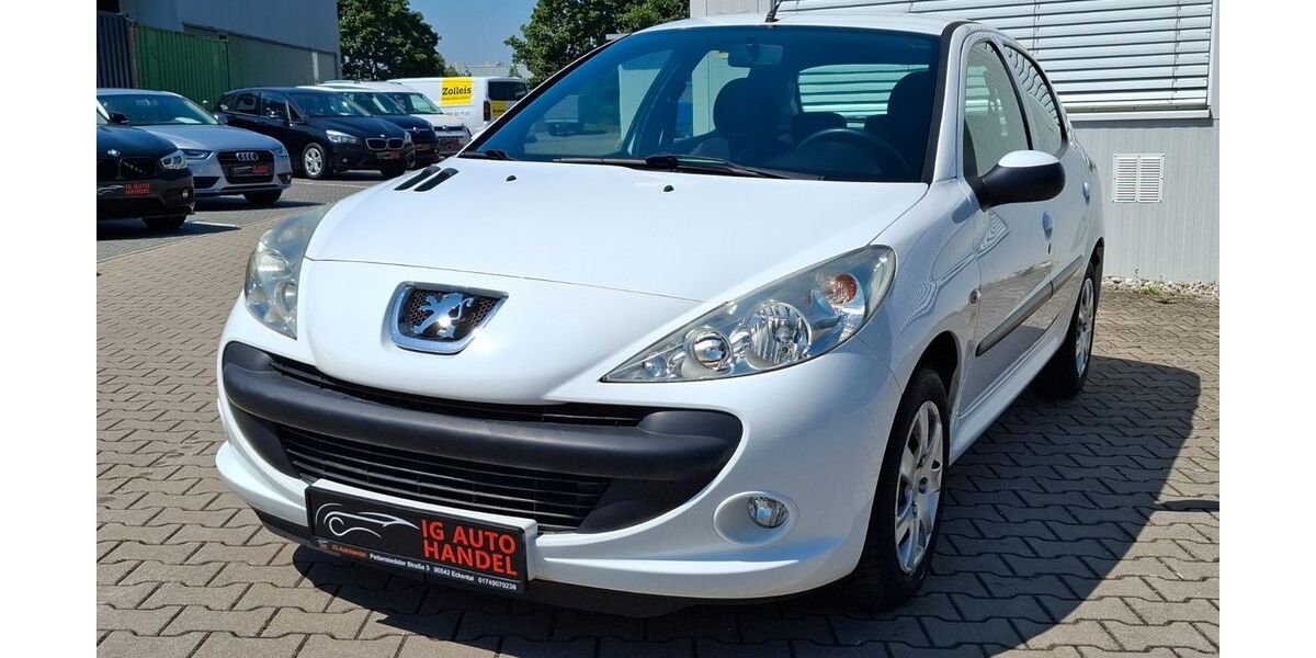 Peugeot 206 43.900 km 4.990 &euro; Eckental 90542