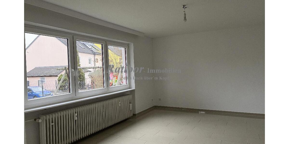 Schön geschnittene 3 Zimmer EG-Wohnung mit großer Terrasse und Garten in ruhiger Wohnlage in RH-Ost 3 zimmer