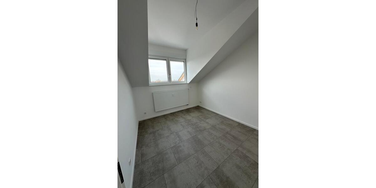 Dachgeschoßwohnung Nürnberg Rabus - 3 Zimmer, 70 m&sup2;, 980&euro; | Angebot:26288340