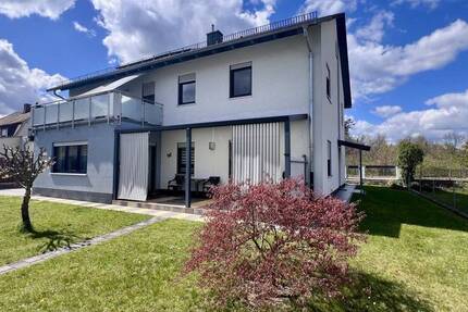 Haus Roth - 8 Zimmer, 237 m&sup2;, 849.000&euro; | Angebot:26627746